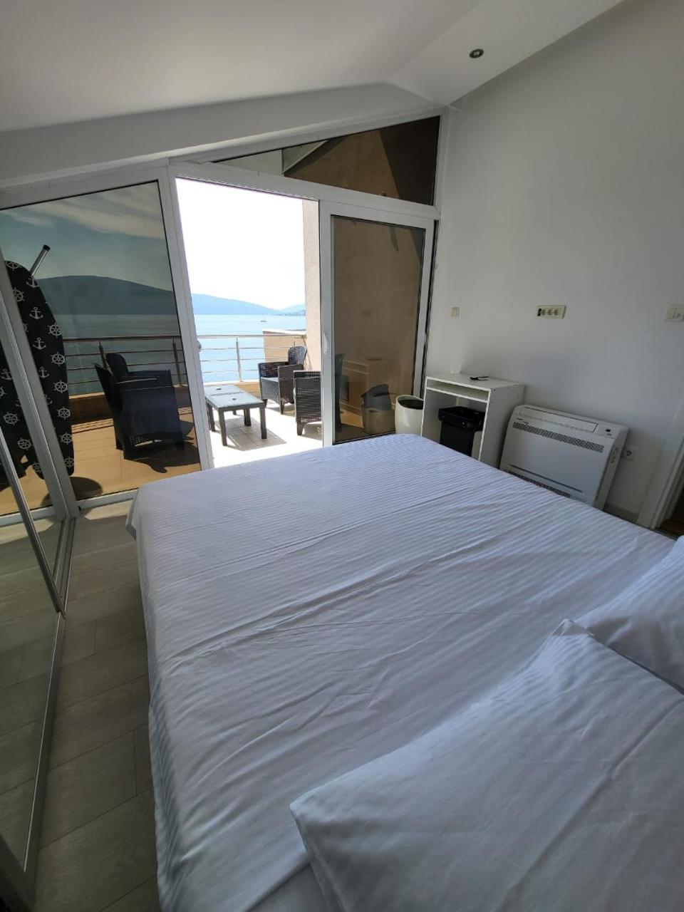 Matkovic Residence Тиват Екстер'єр фото
