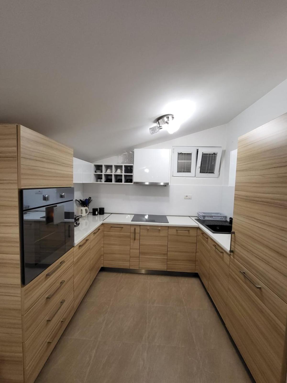 Matkovic Residence Тиват Екстер'єр фото